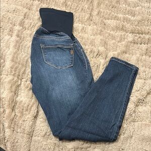 1822 Denim Blue Maternity Jeans with Stretch and Tapered Fit